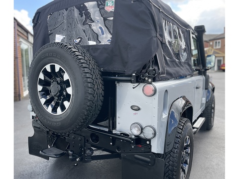 2.2 TDCi XS SUV Double Cab 3dr Diesel Manual 4WD SWB Euro 5 (122 ps)