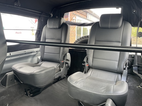 2.2 TDCi XS SUV Double Cab 3dr Diesel Manual 4WD SWB Euro 5 (122 ps)