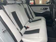 BMW M3 3.0 BiTurbo Competition Touring 5dr Petrol Steptronic M xDrive Euro 6 (s/s) (510 ps)