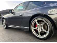 Porsche 911 C4 996 