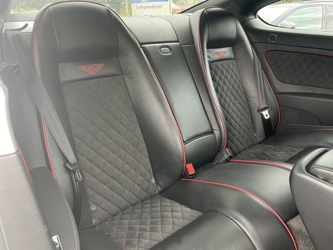 6.0 GT Supersports Coupe 2dr Petrol Automatic (388 g/km, 621 bhp)