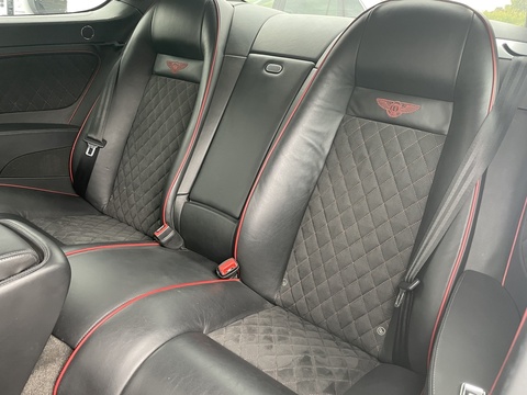 6.0 GT Supersports Coupe 2dr Petrol Automatic (388 g/km, 621 bhp)