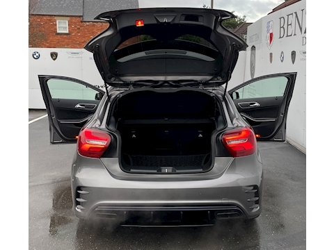 2.0 A45 AMG Hatchback 5dr Petrol SpdS DCT 4MATIC Euro 6 (s/s) (360 ps)