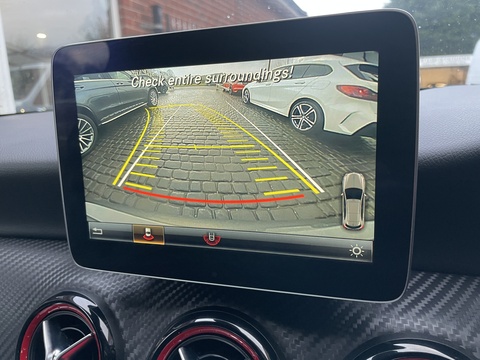 2.0 A45 AMG Hatchback 5dr Petrol SpdS DCT 4MATIC Euro 6 (s/s) (360 ps)