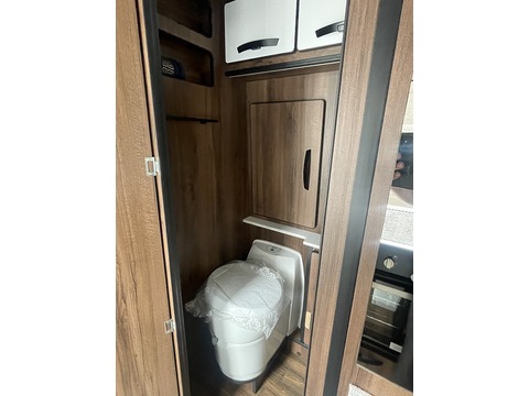 2.0 BlueHDi 435 Professional Panel Van 5dr Diesel Manual L4 H2 Euro 6 (130 ps)