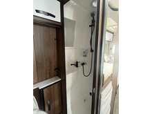 Peugeot Boxer Professional - Luxury Premier Motorhome