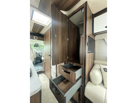 2.0 BlueHDi 435 Professional Panel Van 5dr Diesel Manual L4 H2 Euro 6 (130 ps)