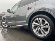Audi Q7 TDI V6 50 S line