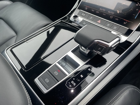 3.0 TDI V6 50 S line SUV 5dr Diesel Tiptronic quattro Euro 6 (s/s) (286 ps)