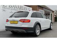 Audi A4 Allroad 2.0 TDI Sport Estate 5dr Diesel S Tronic quattro Euro 5 (s/s) (177 ps)