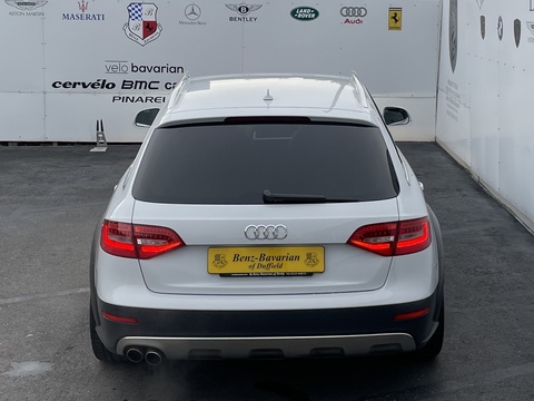 2.0 TDI Sport Estate 5dr Diesel S Tronic quattro Euro 5 (s/s) (177 ps)