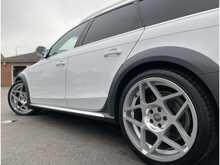 Audi A4 Allroad 2.0 TDI Sport Estate 5dr Diesel S Tronic quattro Euro 5 (s/s) (177 ps)