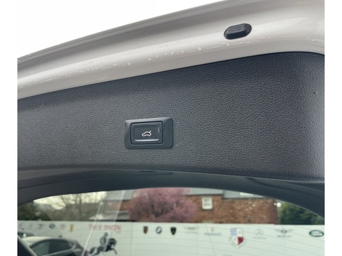 2.0 TDI Sport Estate 5dr Diesel S Tronic quattro Euro 5 (s/s) (177 ps)
