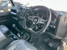 Land Rover Defender 90 2.2 TDCi XS Station Wagon 3dr Diesel Manual 4WD Euro 5 (122 ps)