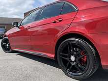 Mercedes-Benz 2.1 E220 BlueTEC AMG Night Edition Saloon 4dr Diesel G-Tronic+ Euro 6 (s/s) (177 ps)