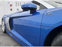 AUDI R8 5.2 FSI V10 Spyder 2dr Petrol S Tronic quattro Euro 6 (s/s) (540 ps)