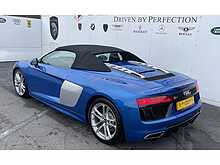 AUDI R8 5.2 FSI V10 Spyder 2dr Petrol S Tronic quattro Euro 6 (s/s) (540 ps)
