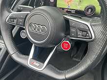AUDI R8 5.2 FSI V10 Spyder 2dr Petrol S Tronic quattro Euro 6 (s/s) (540 ps)