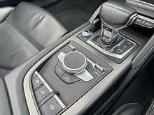 AUDI R8 5.2 FSI V10 Spyder 2dr Petrol S Tronic quattro Euro 6 (s/s) (540 ps)