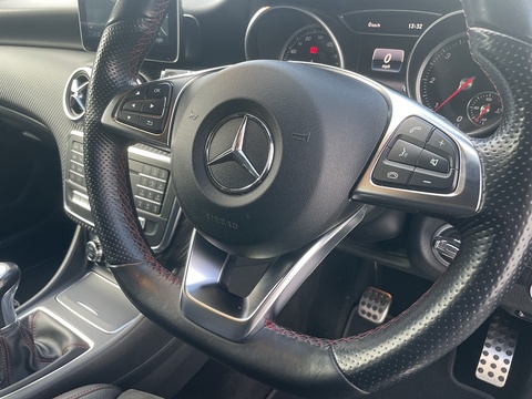 1.5 A180d AMG Line Hatchback 5dr Diesel Manual Euro 6 (s/s) (109 ps)