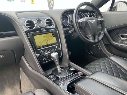 4.0 V8 GT S Coupe 2dr Petrol Auto 4WD Euro 6 (528 ps)