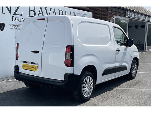 1.5 BlueHDi 1000 Professional Standard Panel Van 5dr Diesel Manual SWB Euro 6 (s/s) (100 bhp)