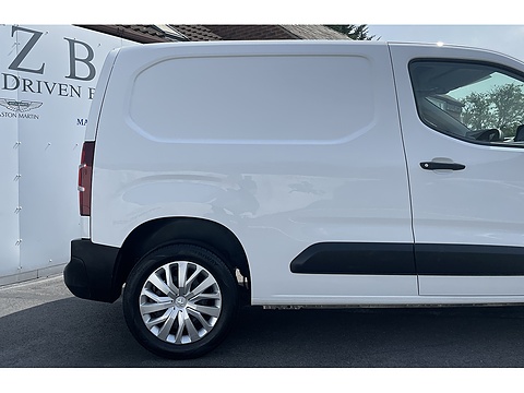 1.5 BlueHDi 1000 Professional Standard Panel Van 5dr Diesel Manual SWB Euro 6 (s/s) (100 bhp)