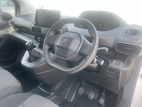 1.5 BlueHDi 1000 Professional Standard Panel Van 5dr Diesel Manual SWB Euro 6 (s/s) (100 bhp)