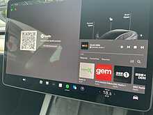 Tesla Model 3 Performance