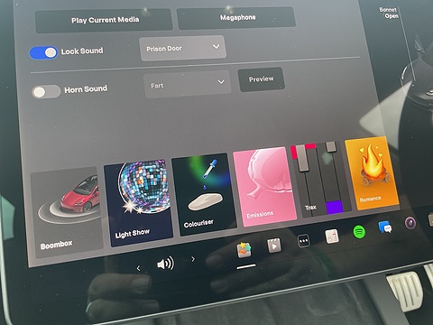 (Dual Motor) Performance Saloon 4dr Electric Auto 4WDE (Performance Upgrade) (449 bhp)