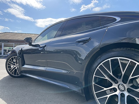 Performance Plus Turbo Saloon 0.0 Automatic Electric