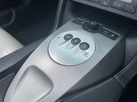 5.0 V10 Spyder 2dr Petrol EGear 4WD Euro 4 (520 ps)