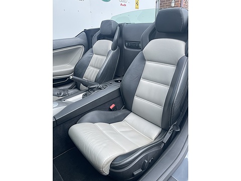 5.0 V10 Spyder 2dr Petrol EGear 4WD Euro 4 (520 ps)