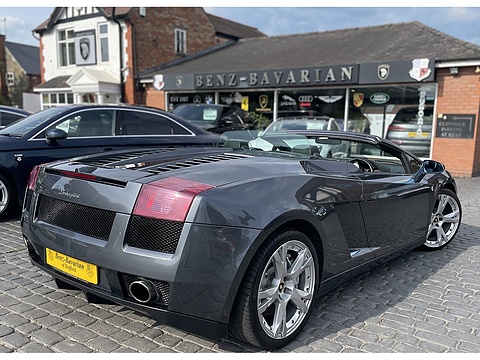 5.0 V10 Spyder 2dr Petrol EGear 4WD Euro 4 (520 ps)