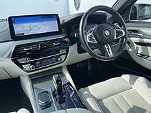 BMW M5 4.4i V8 Competition Saloon 4dr Petrol Steptronic xDrive Euro 6 (s/s) (625 ps)
