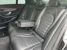 Mercedes-Benz 2.0 C220d AMG Line (Premium) Saloon 4dr Diesel G-Tronic+ Euro 6 (s/s) (194 ps)