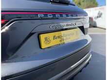 Porsche Cayenne 4.0 V8 E-Hybrid 14.1kWh Turbo S SUV 5dr Petrol Plug-in Hybrid TiptronicS 4WD Euro 6 (s/s) (680 ps)