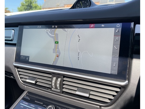 4.0 V8 E-Hybrid 14.1kWh Turbo S SUV 5dr Petrol Plug-in Hybrid TiptronicS 4WD Euro 6 (s/s) (680 ps)