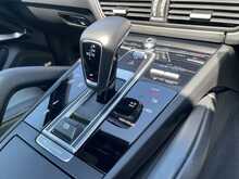 Porsche Cayenne 4.0 V8 E-Hybrid 14.1kWh Turbo S SUV 5dr Petrol Plug-in Hybrid TiptronicS 4WD Euro 6 (s/s) (680 ps)