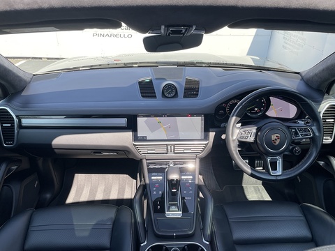 4.0 V8 E-Hybrid 14.1kWh Turbo S SUV 5dr Petrol Plug-in Hybrid TiptronicS 4WD Euro 6 (s/s) (680 ps)