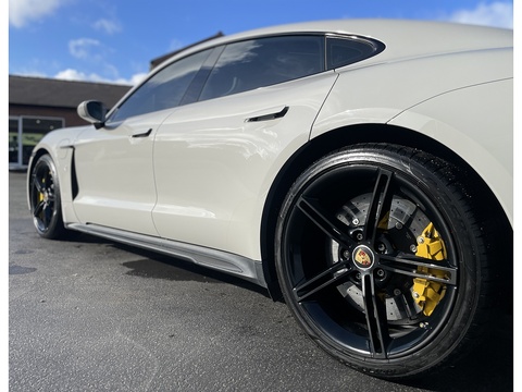 Performance Plus 93.4kWh Turbo S Saloon 4dr Electric Auto 4WD (11kW Charger) (761 ps)