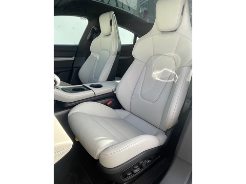 Performance Plus 93.4kWh Turbo S Saloon 4dr Electric Auto 4WD (11kW Charger) (761 ps)