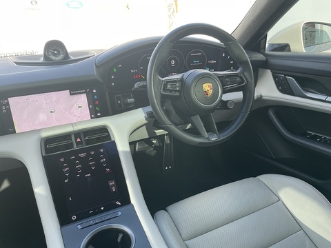 Performance Plus 93.4kWh Turbo S Saloon 4dr Electric Auto 4WD (11kW Charger) (761 ps)