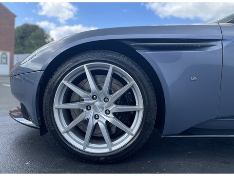 5.2 V12 Coupe 2dr Petrol Auto Euro 6 (s/s) (608 ps)