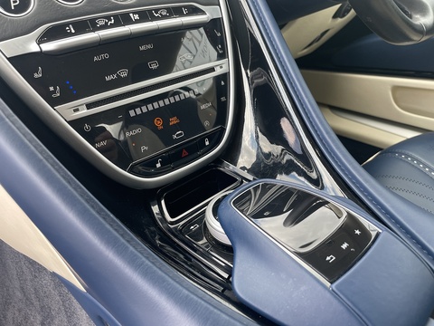 5.2 V12 Coupe 2dr Petrol Auto Euro 6 (s/s) (608 ps)