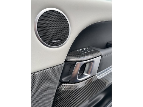 5.0 V8 SVR SUV 5dr Petrol Auto 4WD Euro 6 (s/s) (550 ps)