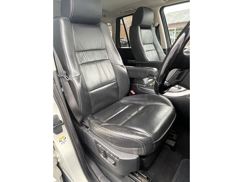 3.6 TD V8 HSE SUV 5dr Diesel Automatic (294 g/km, 272 bhp)