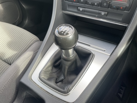 2.0 TDI S line Saloon 4dr Diesel Manual (154 g/km, 168 bhp)