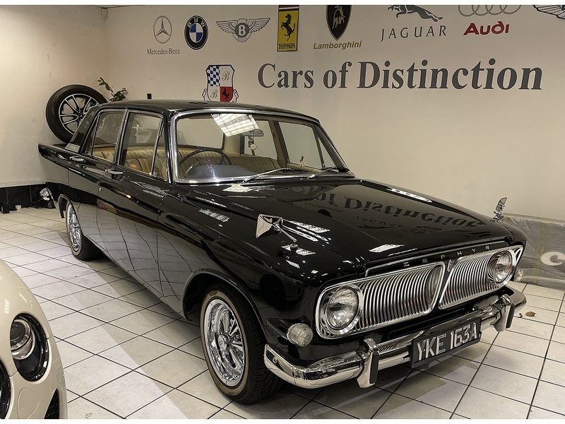 Ford 2.5 5dr Saloon Petrol