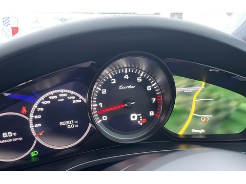 4.0T V8 Turbo SUV 5dr Petrol TiptronicS 4WD Euro 6 (s/s) (550 ps)